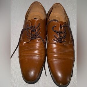Express brown leather oxford shoes in good condition. Size 8